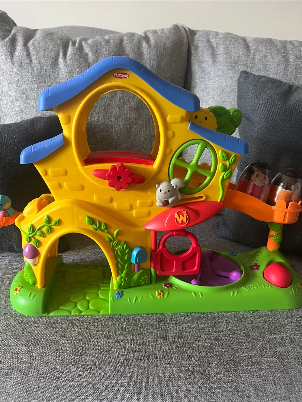 Playskool weeble wobble with 2 figures